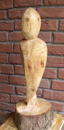 Skulptur aus Holz